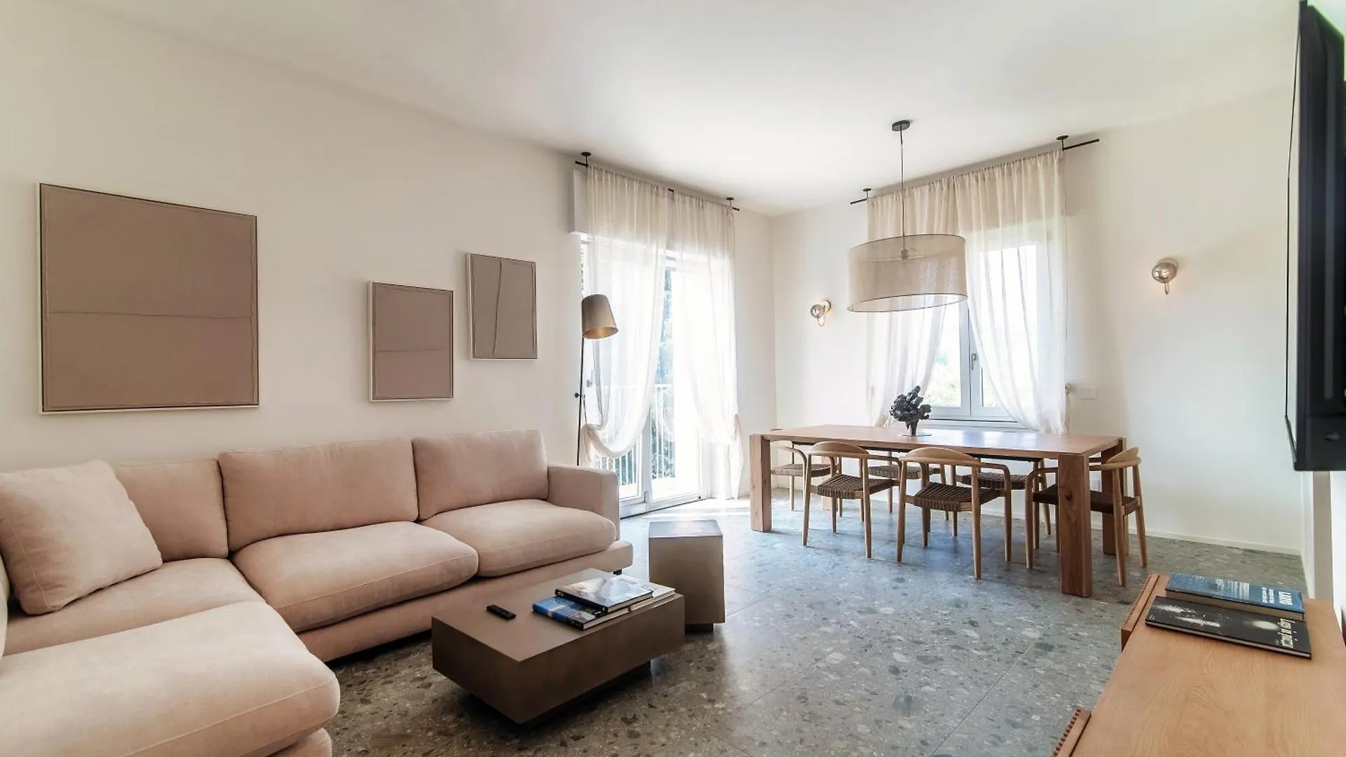 Apartment Martina - By Myhomeincomo